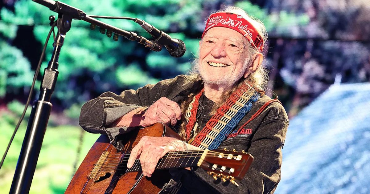 How Old is Willie Nelson Exploring the Age of an American Icon (2024)How Old is Willie Nelson Exploring the Age of an American Icon (2024)